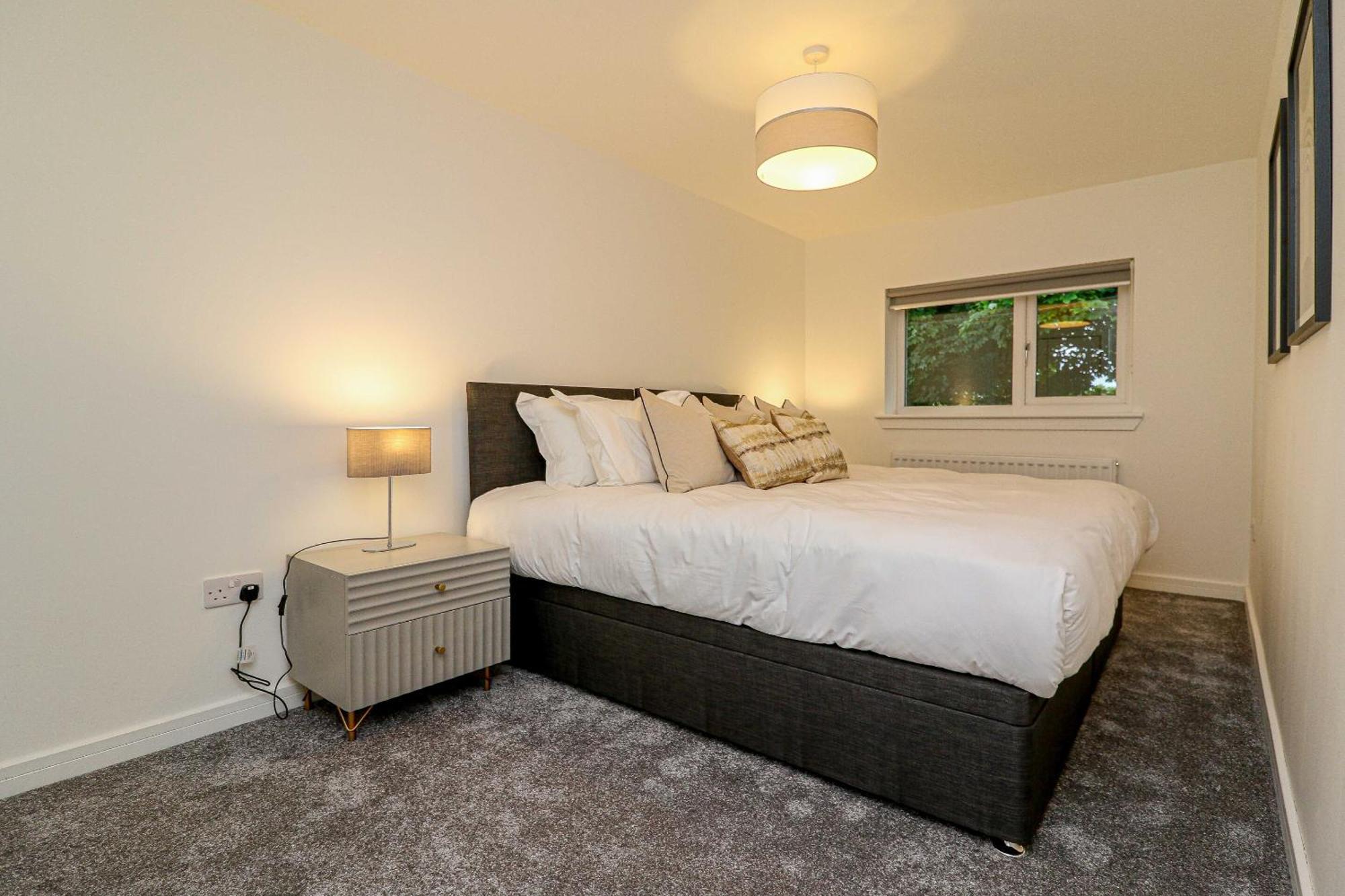 Wyndford Riverside House — Photos 3